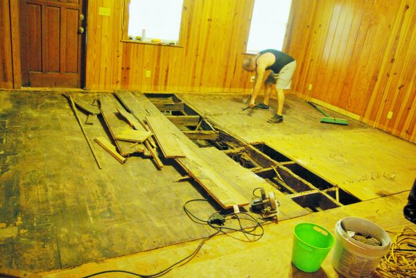 Subfloor Demolition in Findlay